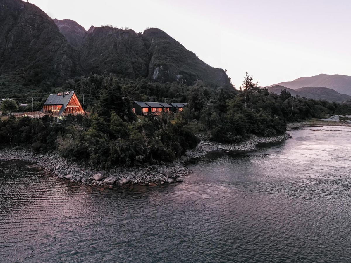 Tawa Refugio Del Puelo Hotel Puelo River Exterior foto